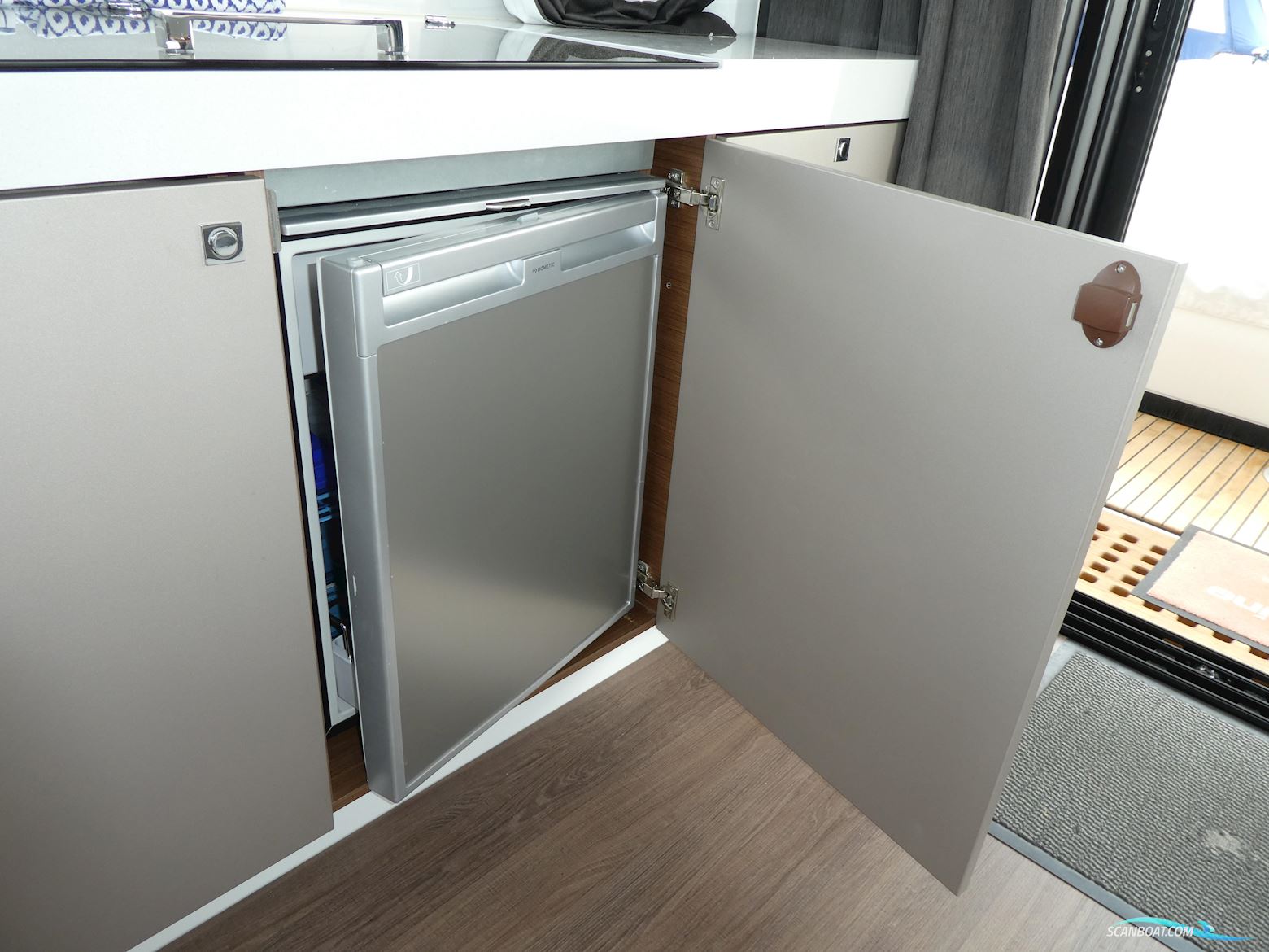 Beneteau Antares 11 OB - (Seakeeper)