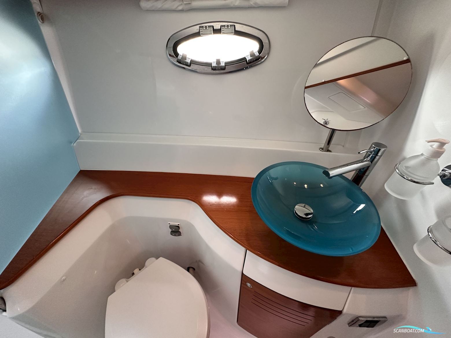 Bénéteau Antares 12