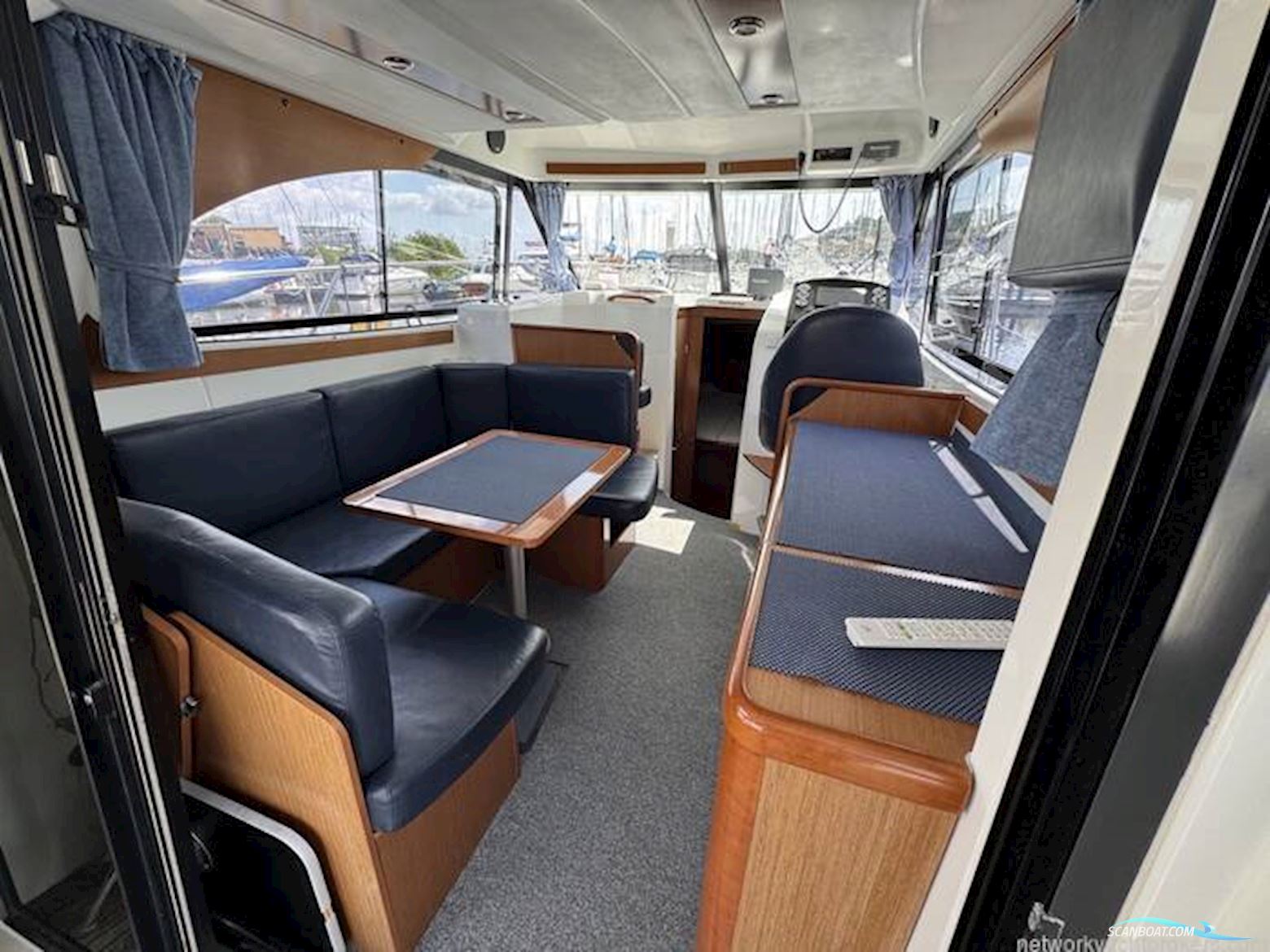 Beneteau Antares 30