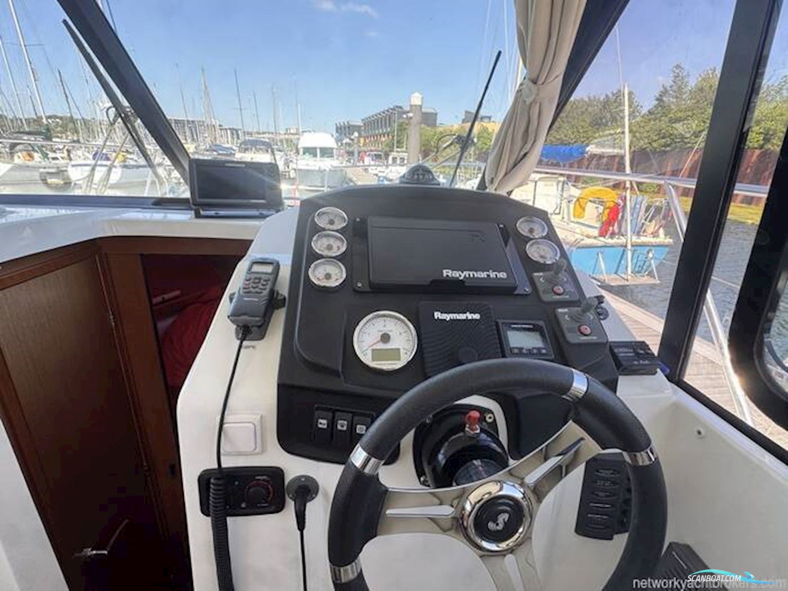 Beneteau Antares 30