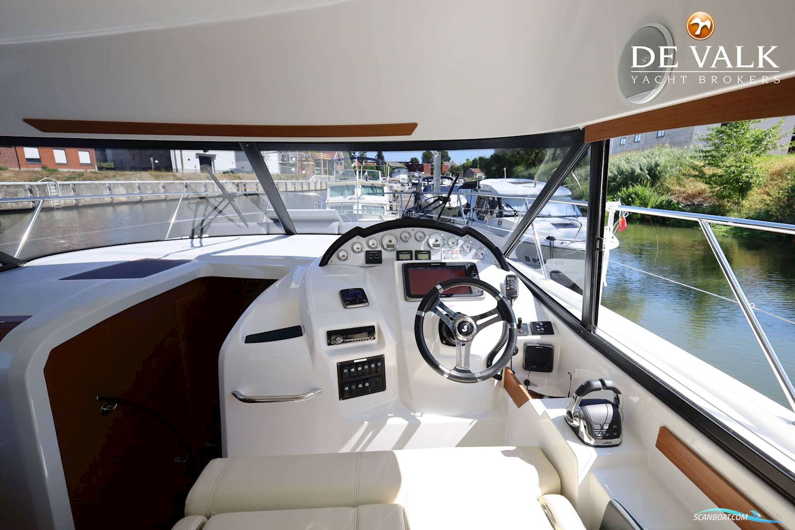 Beneteau Antares 36