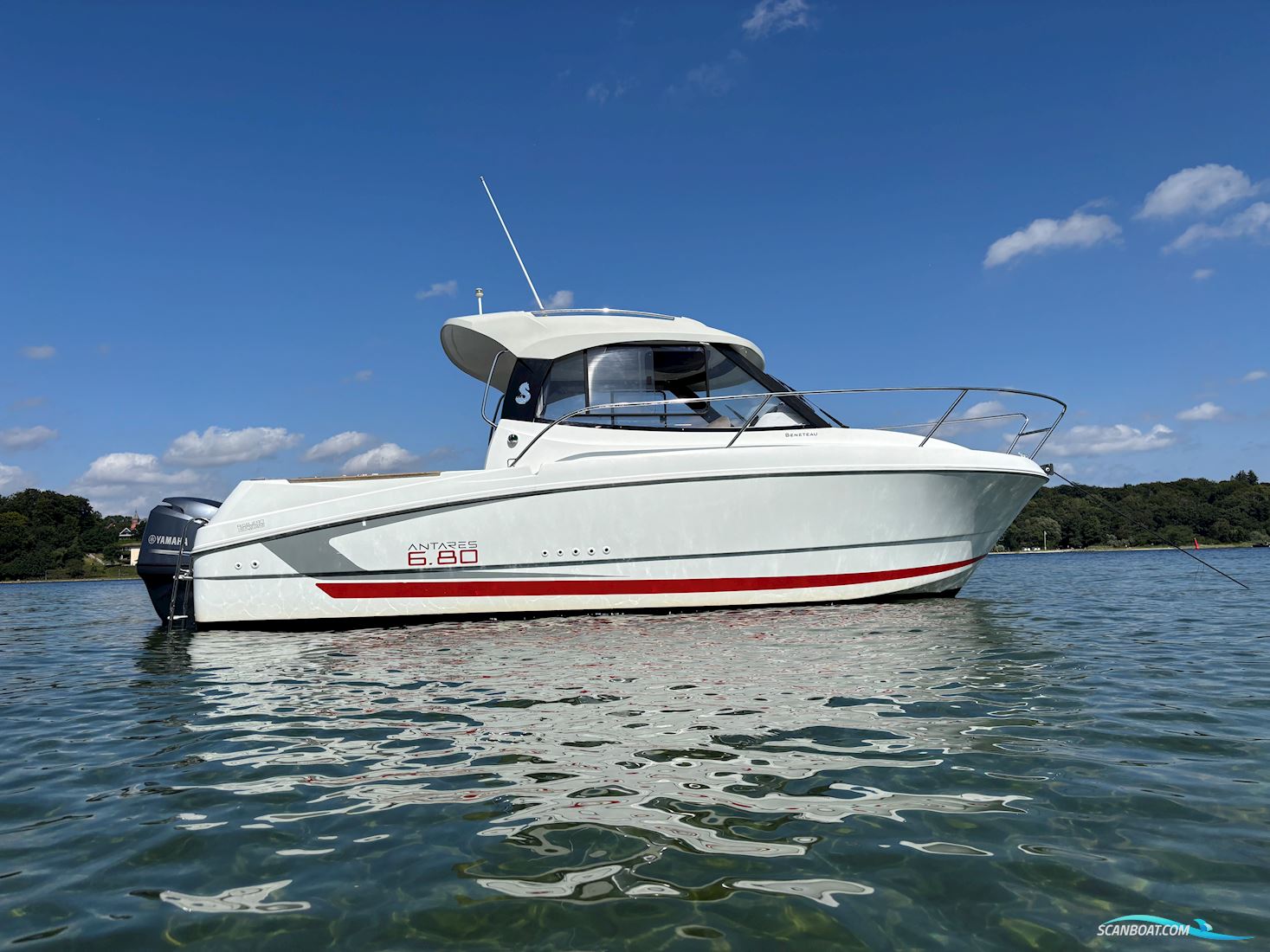 Beneteau Antares 680