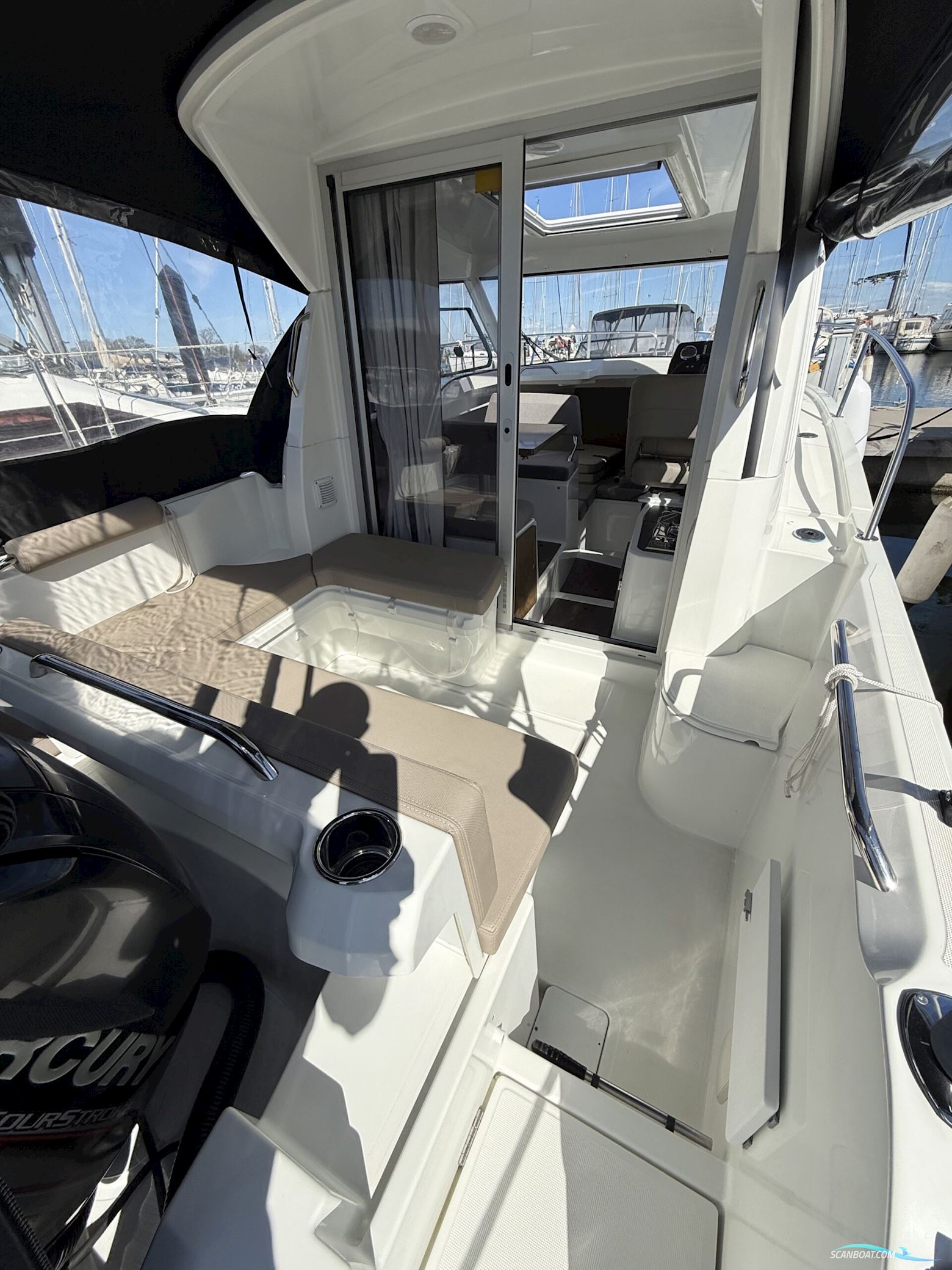 Beneteau Antares 7