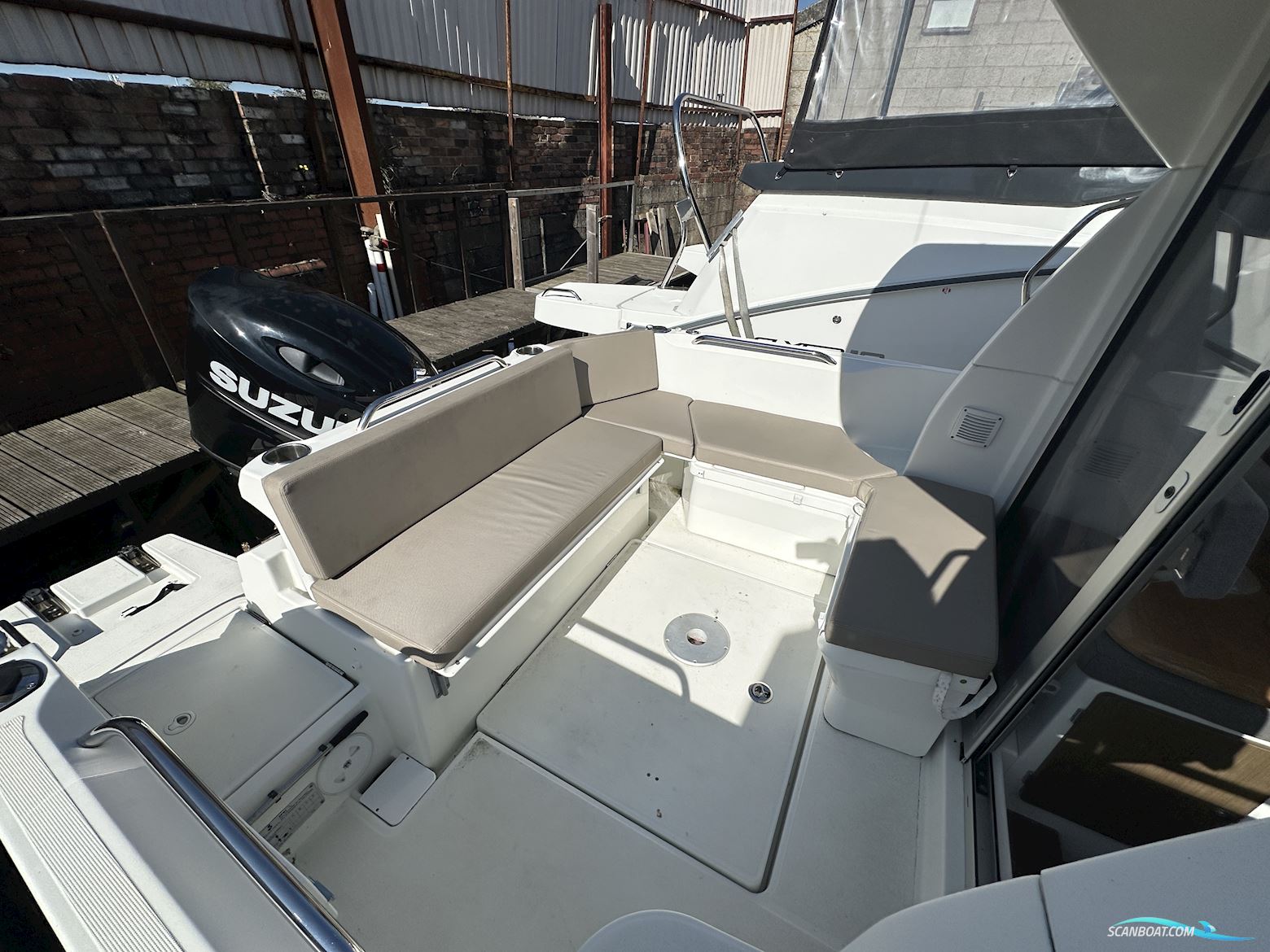 Beneteau Antares 7