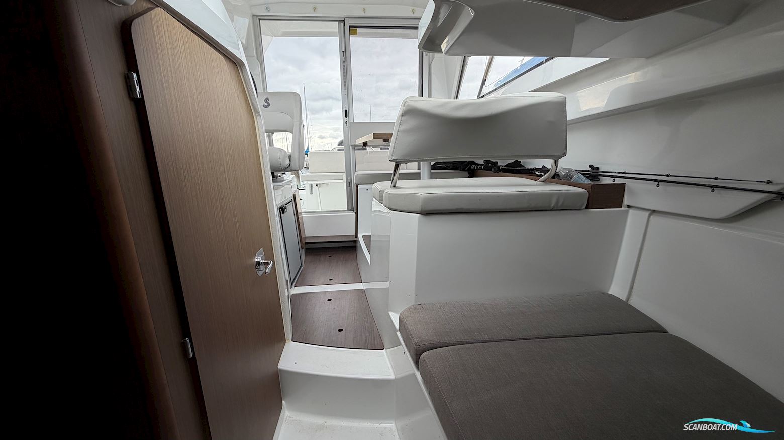 Beneteau Antares 7