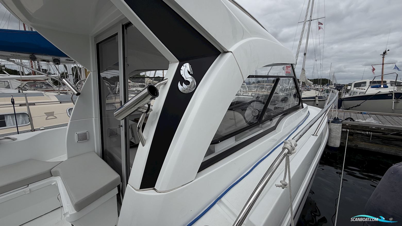 Beneteau Antares 7
