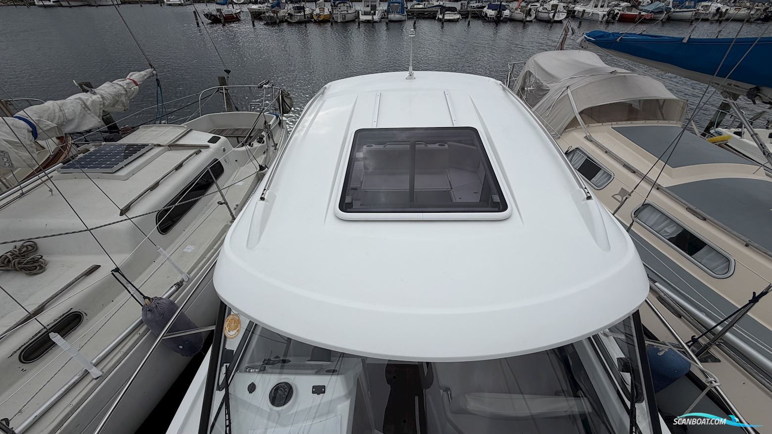 Beneteau Antares 7