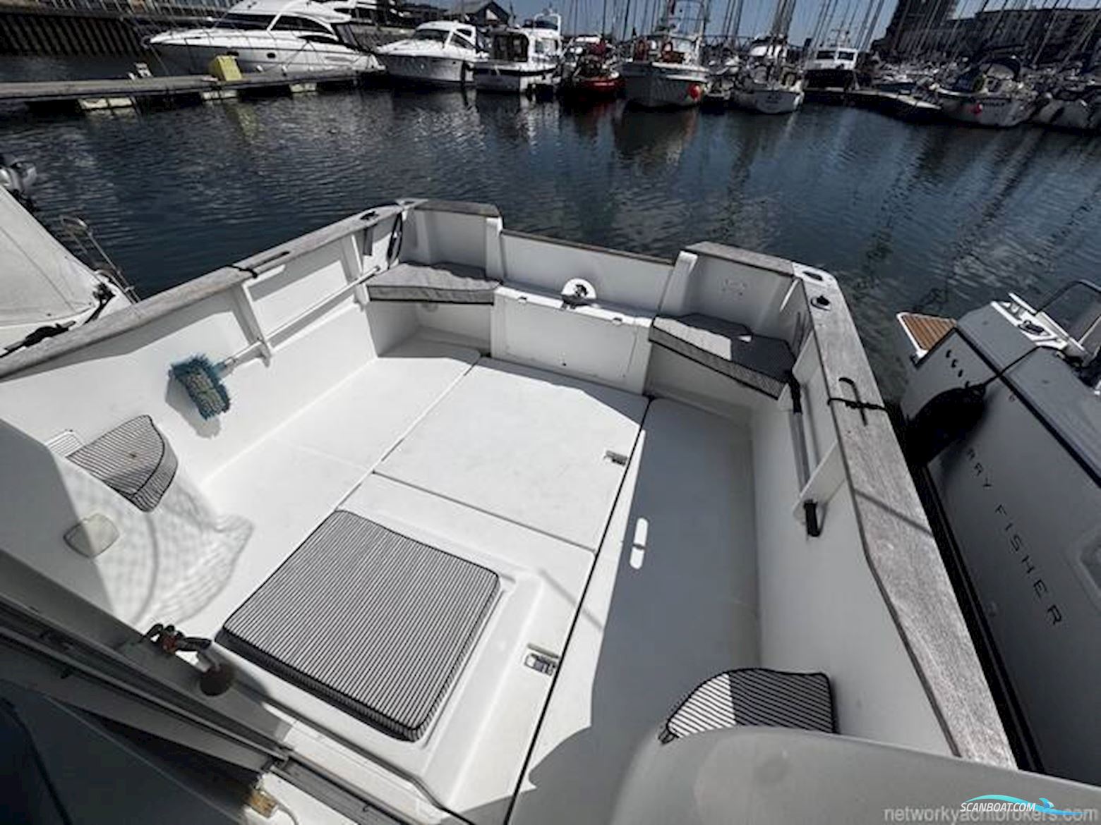 Beneteau Antares 710