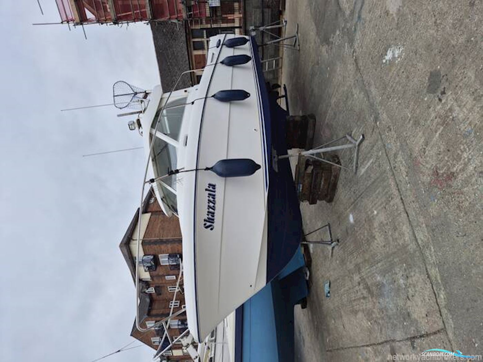 Beneteau Antares 710