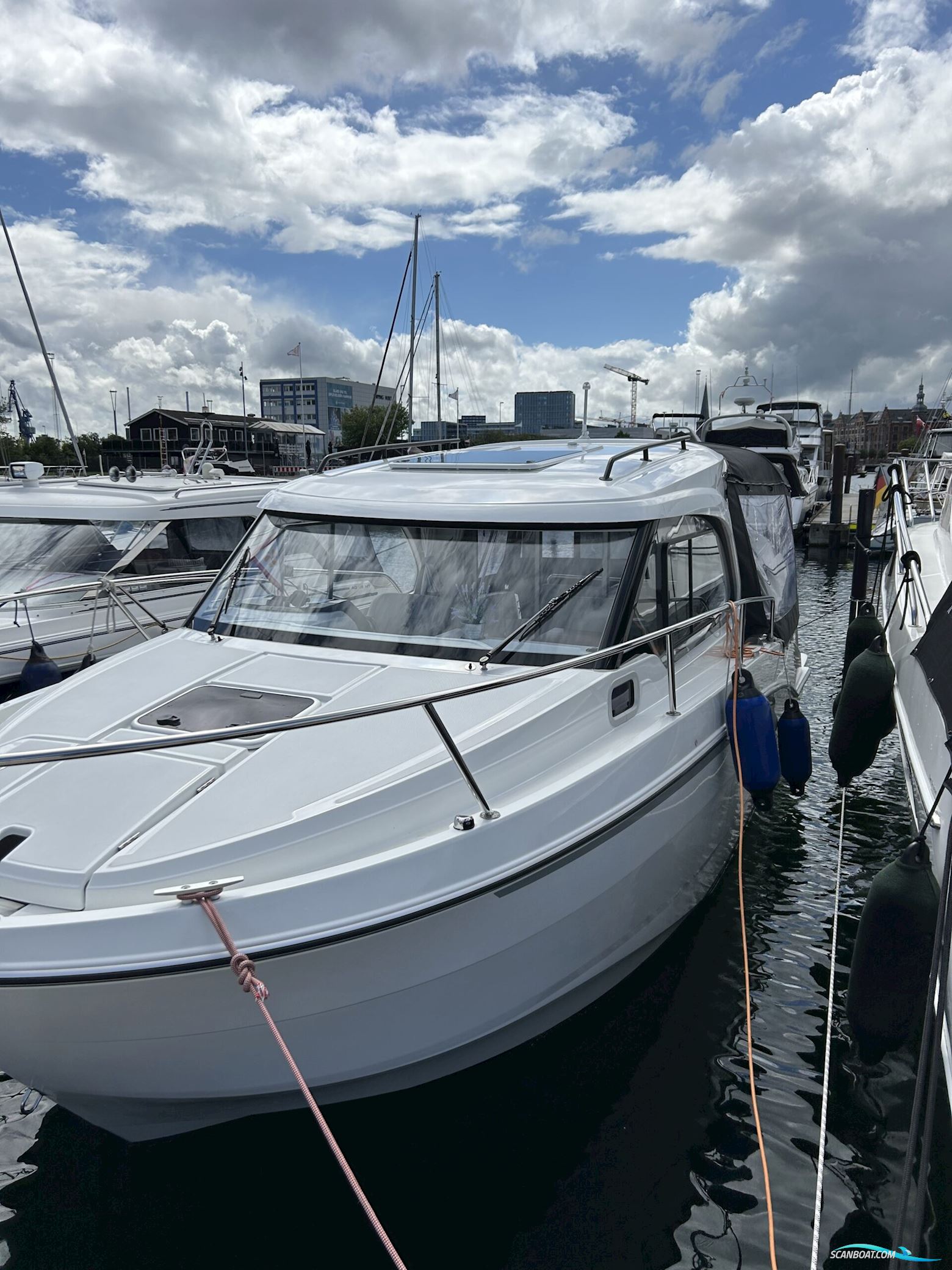 Beneteau Antares 8 MK 2 Motorboot 2023, mit 150 HK. Mercury 4 Takts motor, Dänemark