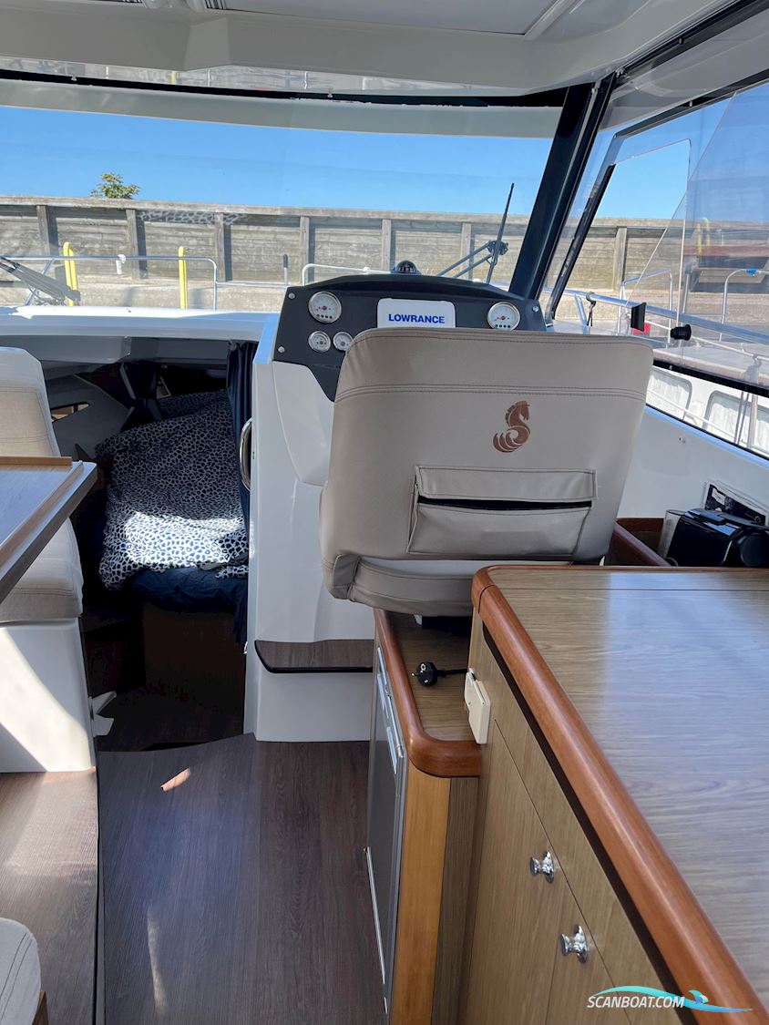 Beneteau Antares 8.80