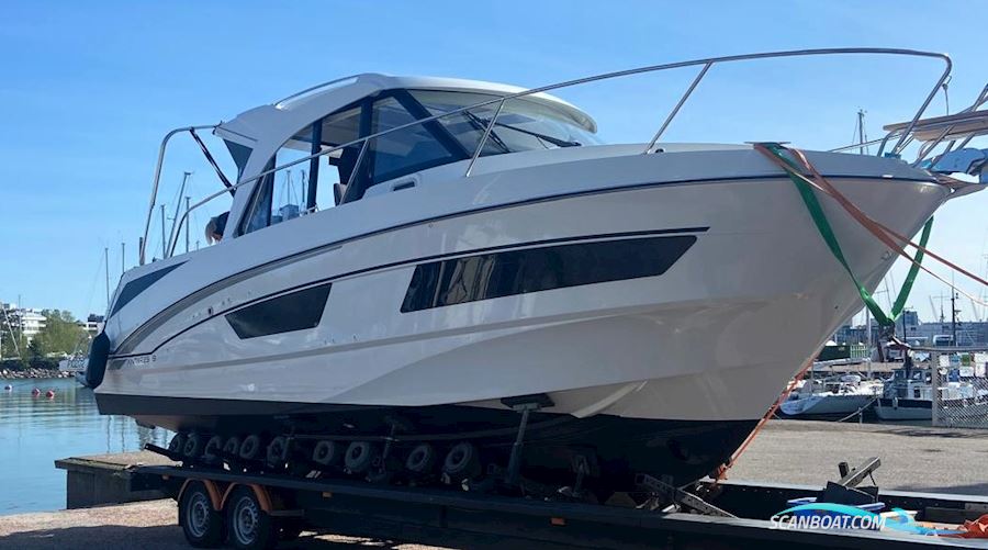 Beneteau Antares 9