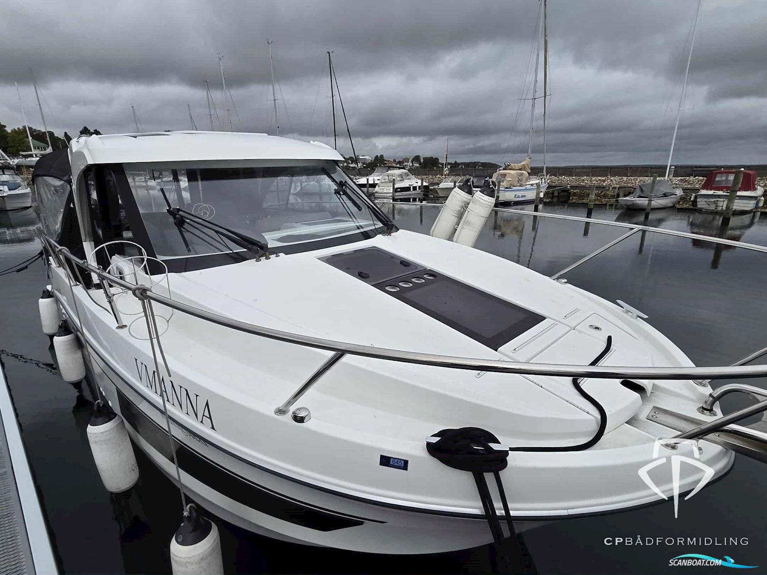 Beneteau Antares 9