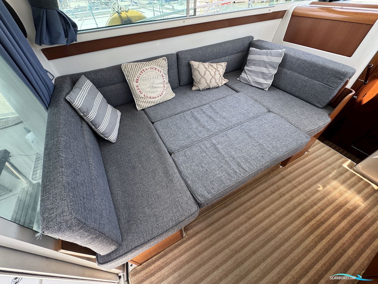 Beneteau Antares 9