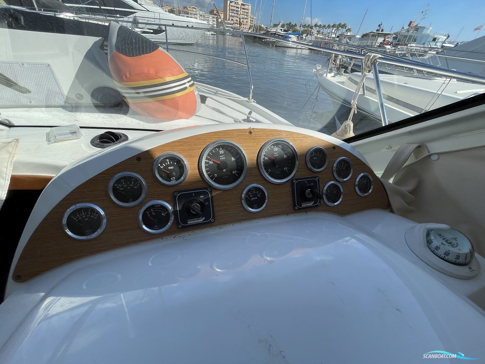 Beneteau Antares 9.80