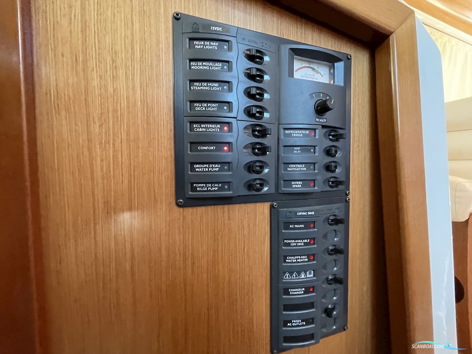 Beneteau Antares 9.80