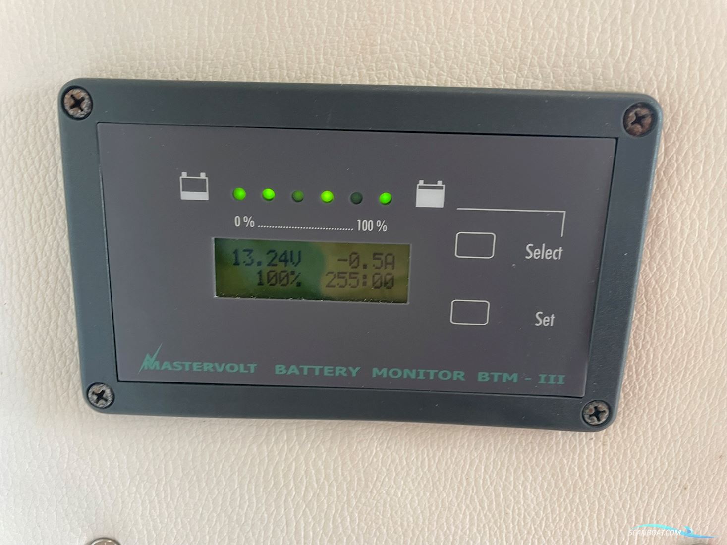 Beneteau Antares 9.80