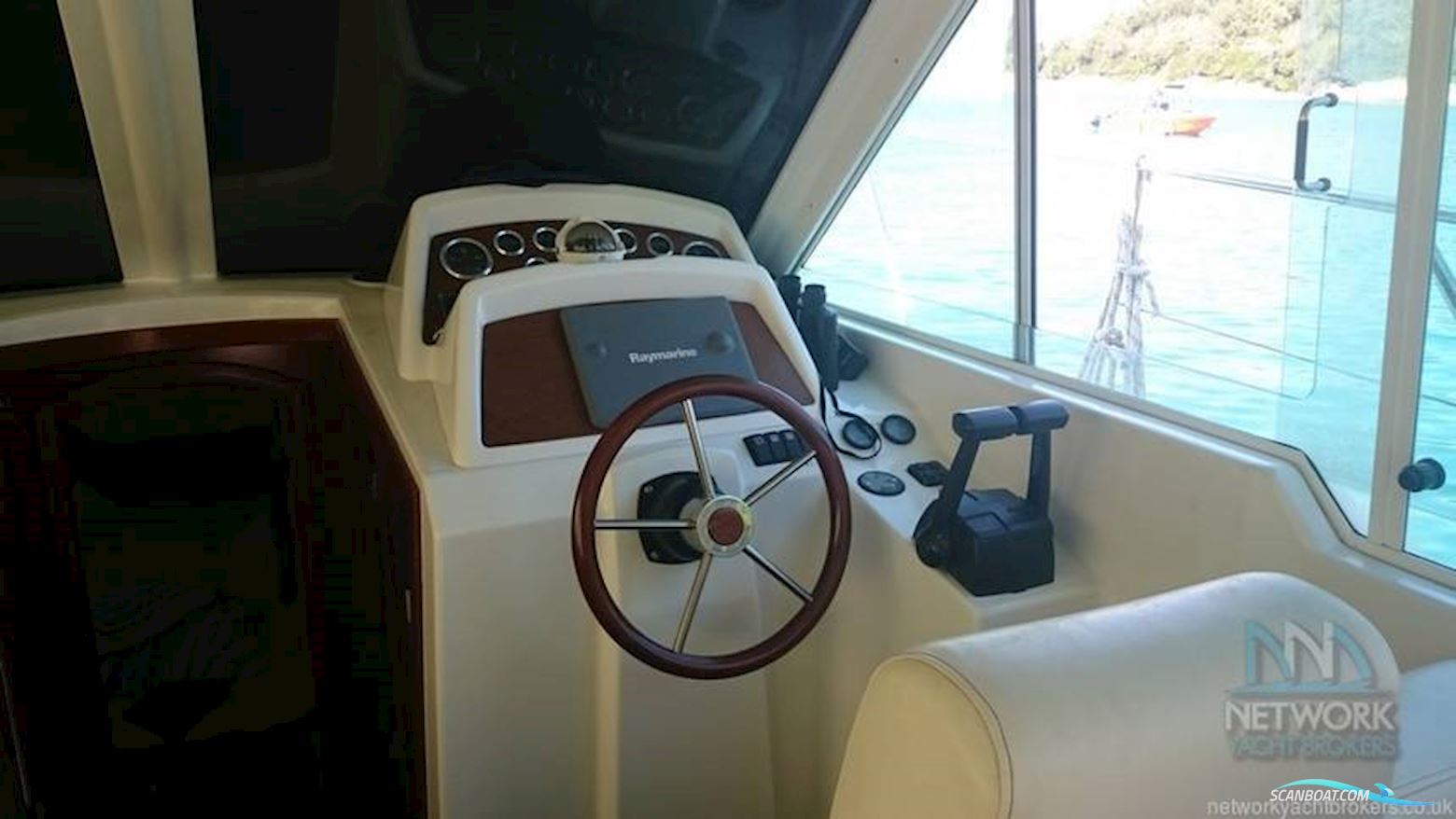 Beneteau Antares 980