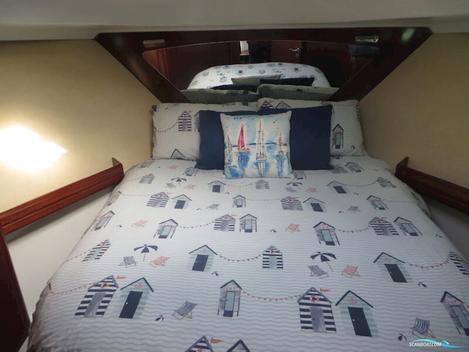 Beneteau Antares 9.80