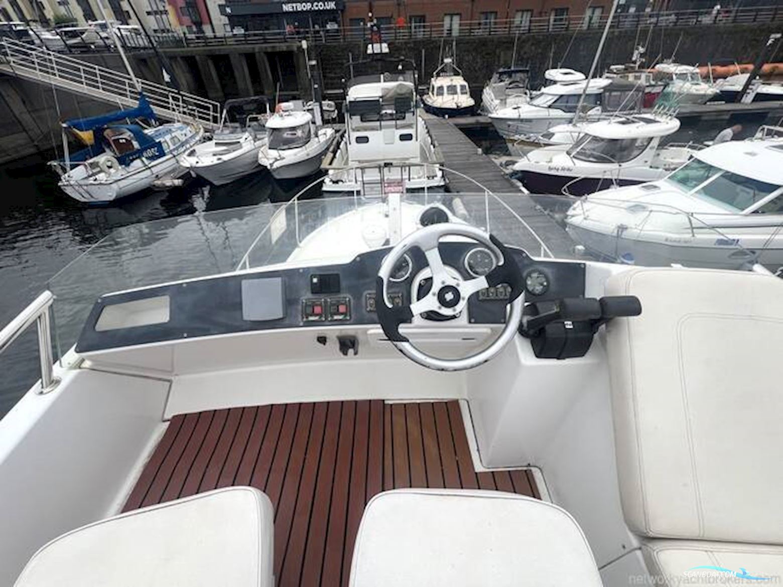 Beneteau Antares 980