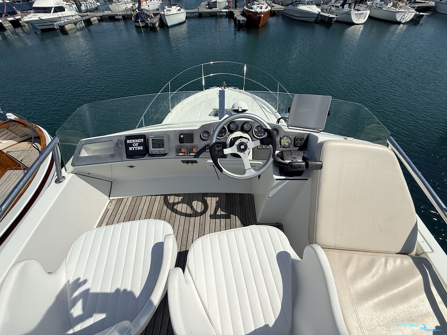 Beneteau Antares 9.80