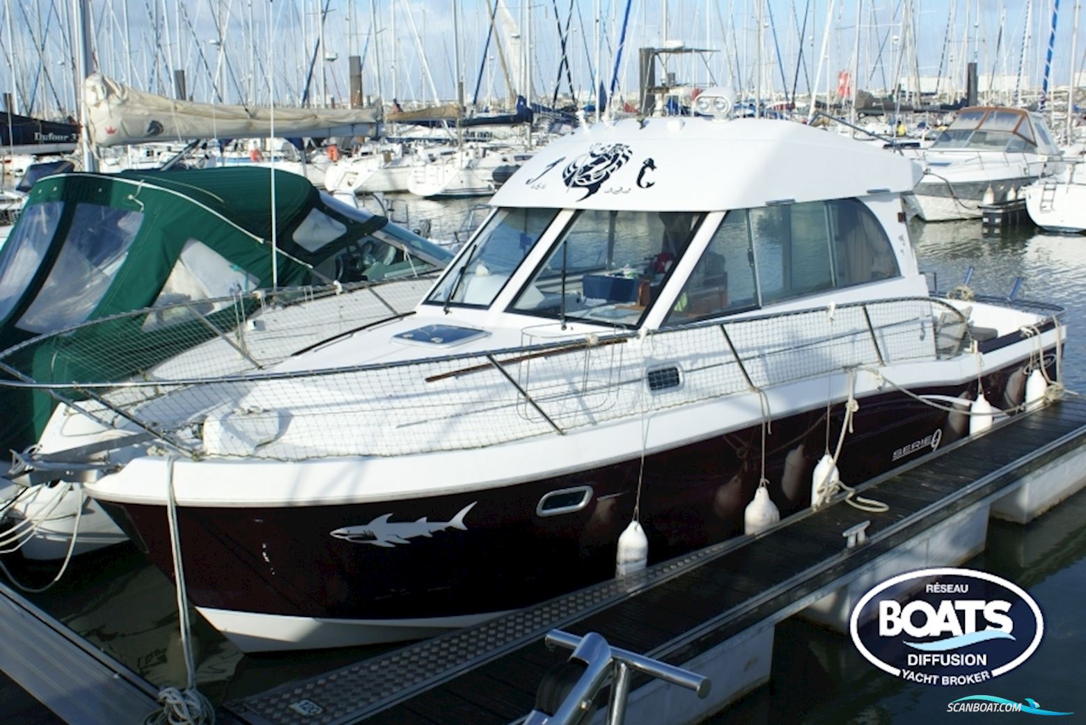 Beneteau Antares Serie 9 Fly Motorboot 2003, mit Volvo motor, Frankreich