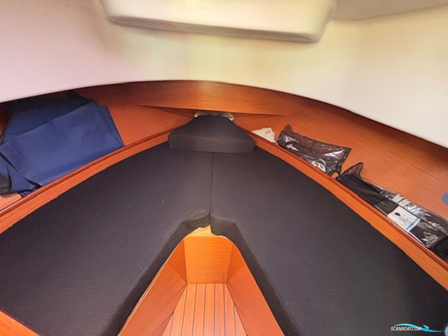Beneteau Antaris 760