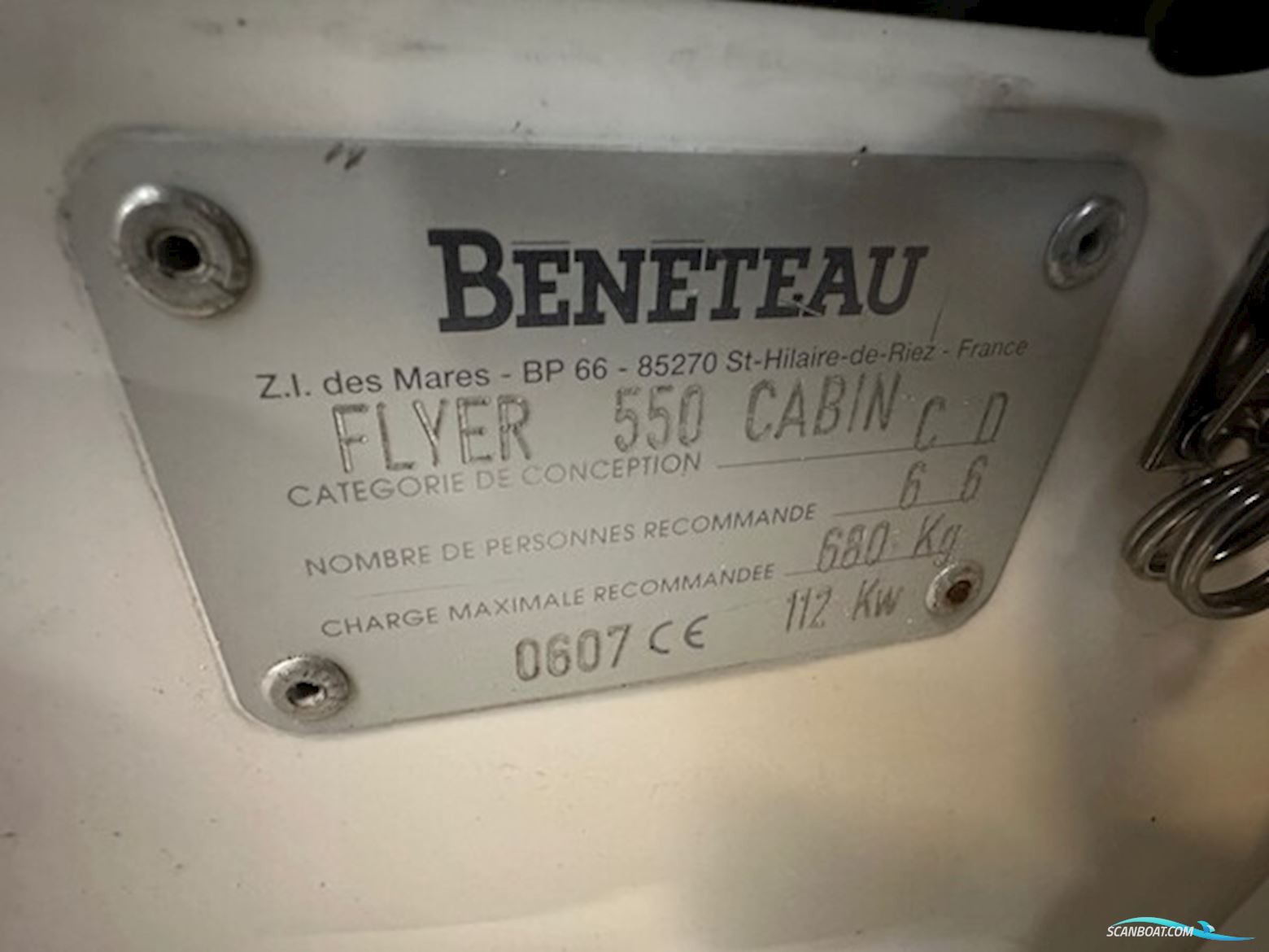Beneteau Flyer 550 Cabin med trailer og næsten ny Mercury motor – klar til sæsonen