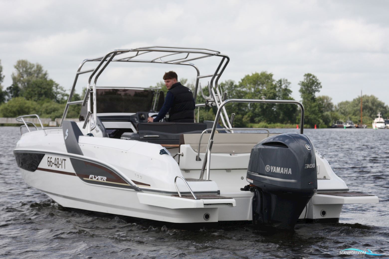 Bénéteau Flyer 7.7 Sundeck