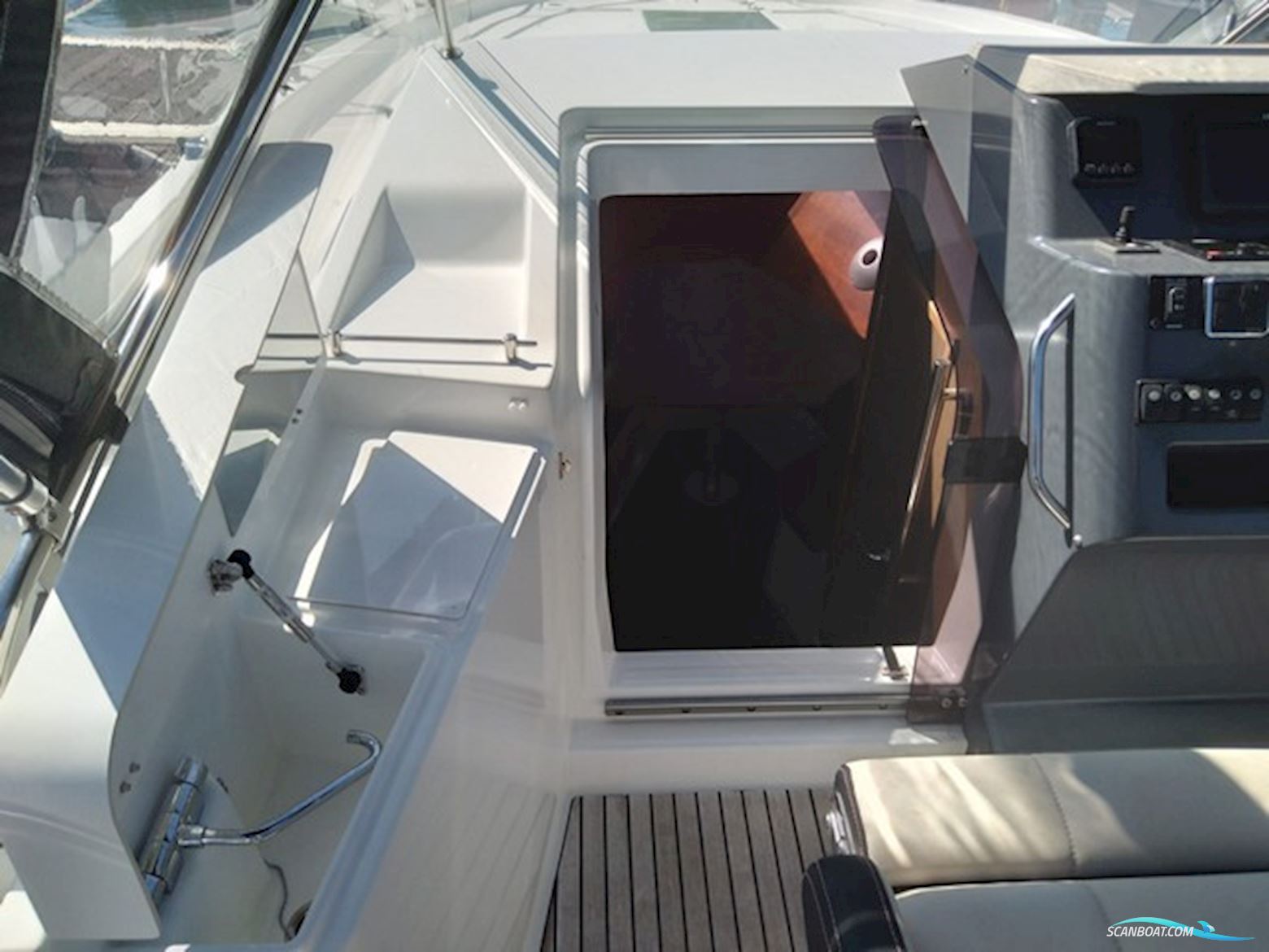Beneteau Flyer 8.8 Sundeck