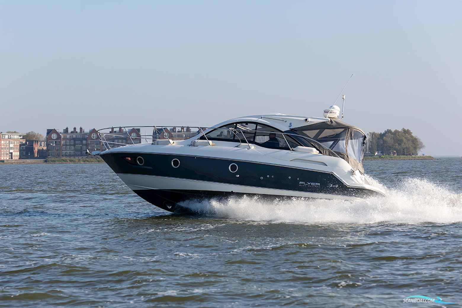 Beneteau Flyer Gran Turismo 34 Motorboot 2011, mit Volvo Penta motor, Niederlande