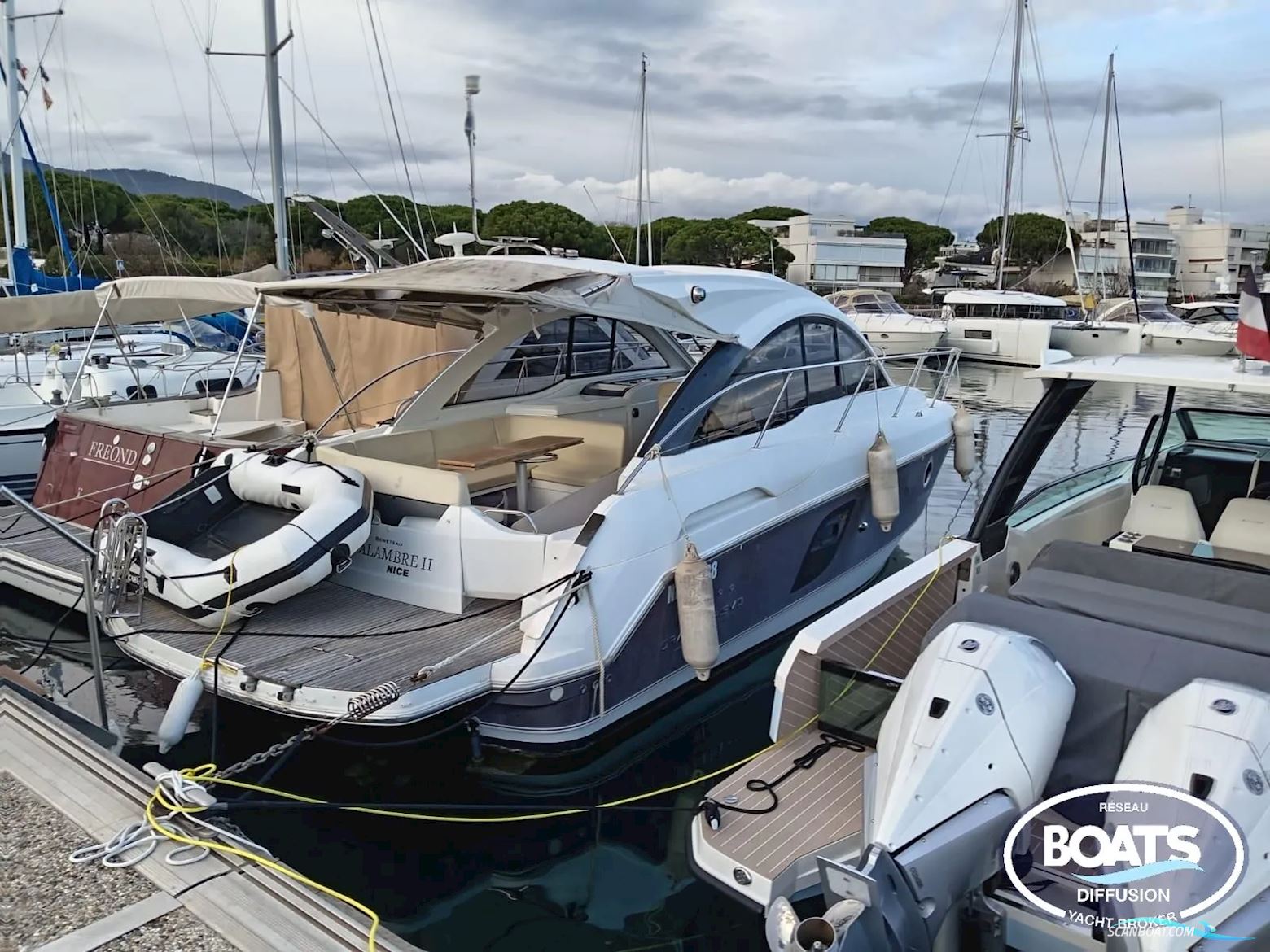 Beneteau Gran Turismo 34 Motorboot 2013, mit Volvo Penta motor, Frankreich
