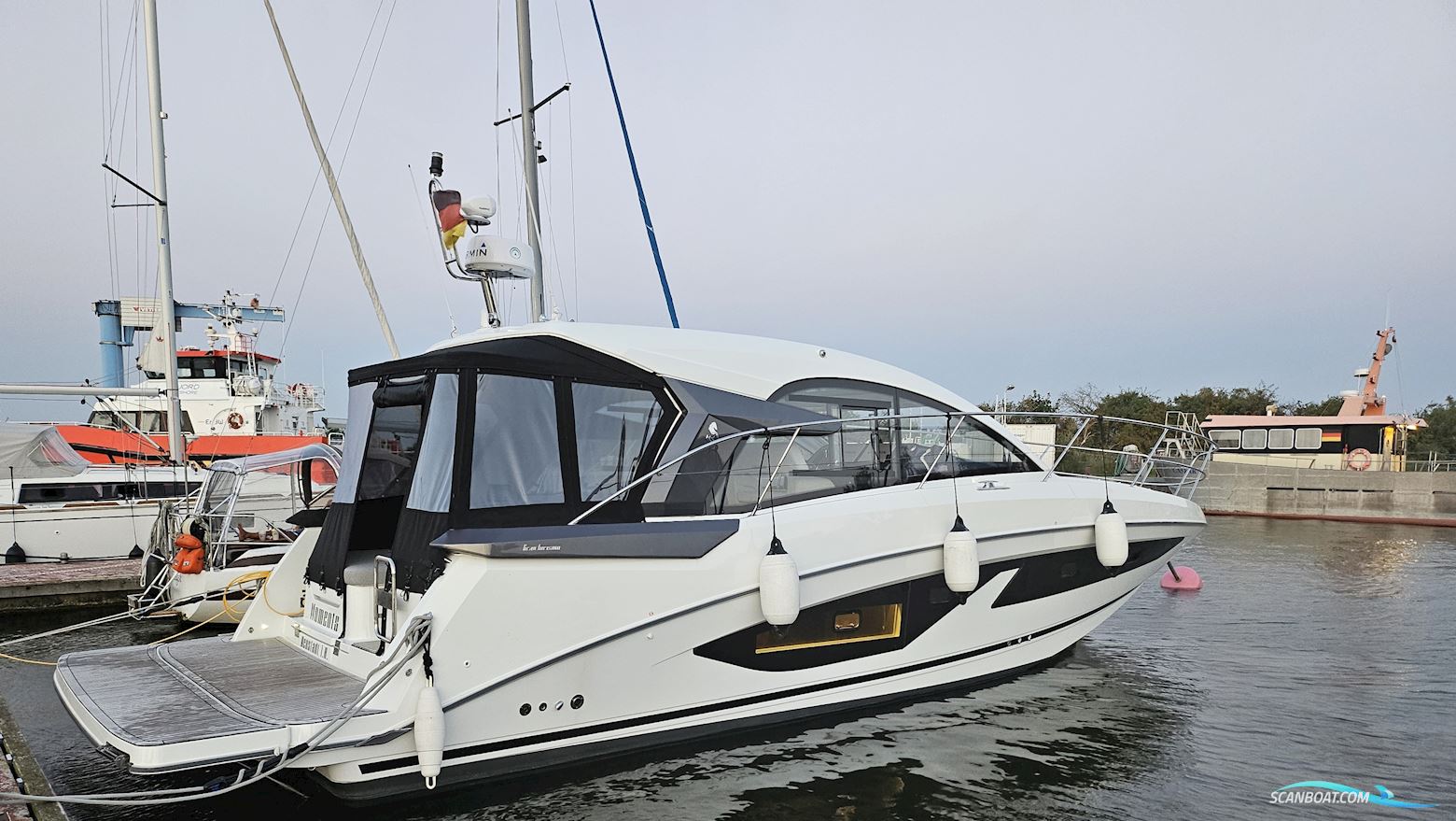 Beneteau Gran Turismo 36 Motorboot 2023, mit Volvo Penta D4-300 motor, Deutschland