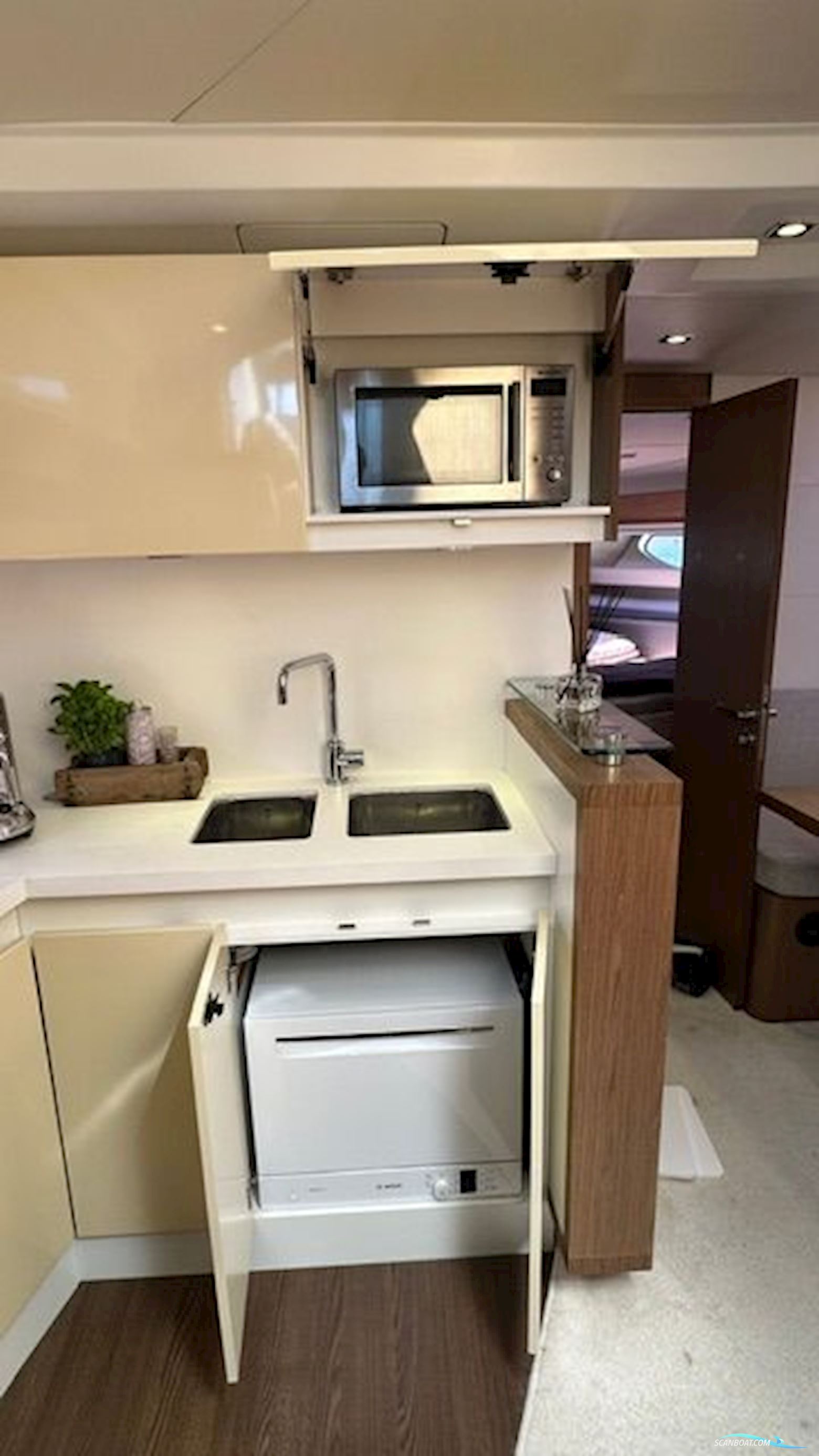 Beneteau Gran Turismo 44