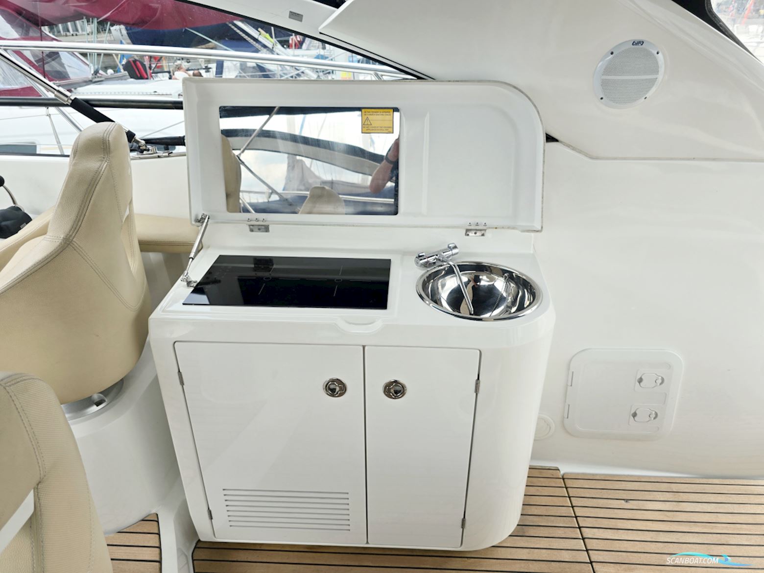 Beneteau Monte Carlo 37 SC Volvo Penta D4-260 Evc
