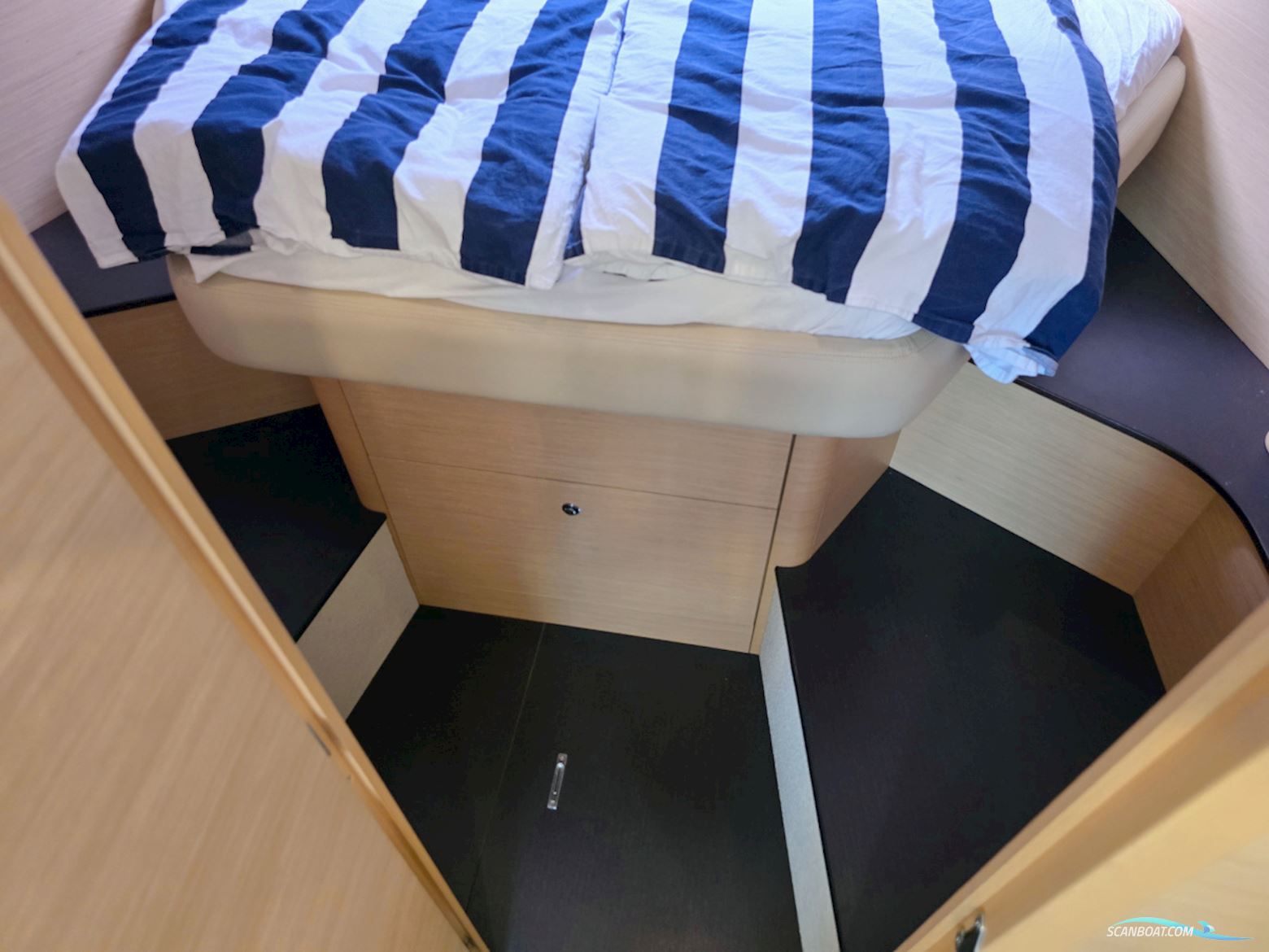 Beneteau Monte Carlo 37 SC Volvo Penta D4-260 Evc