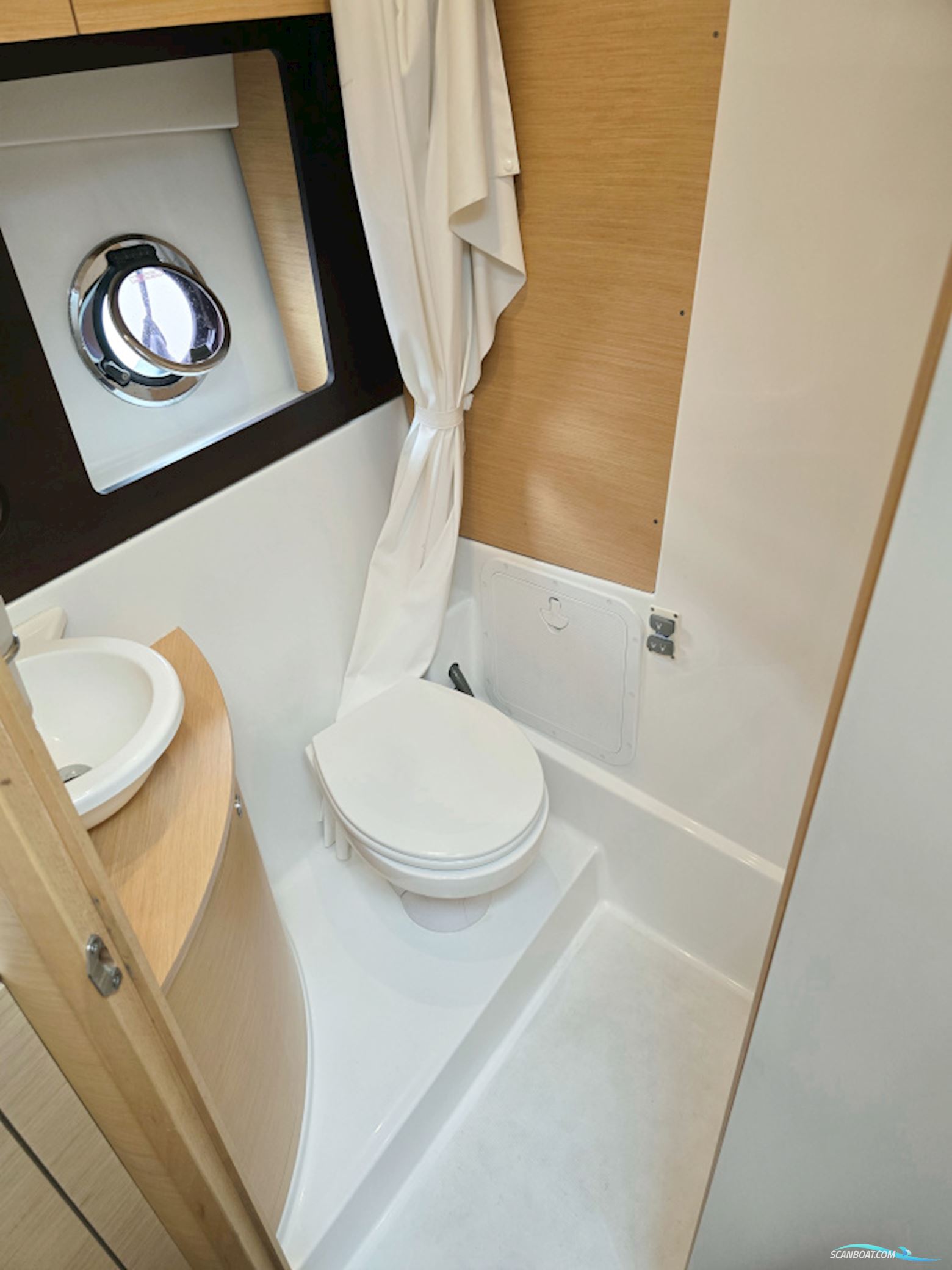 Beneteau Monte Carlo 37 SC Volvo Penta D4-260 EVC