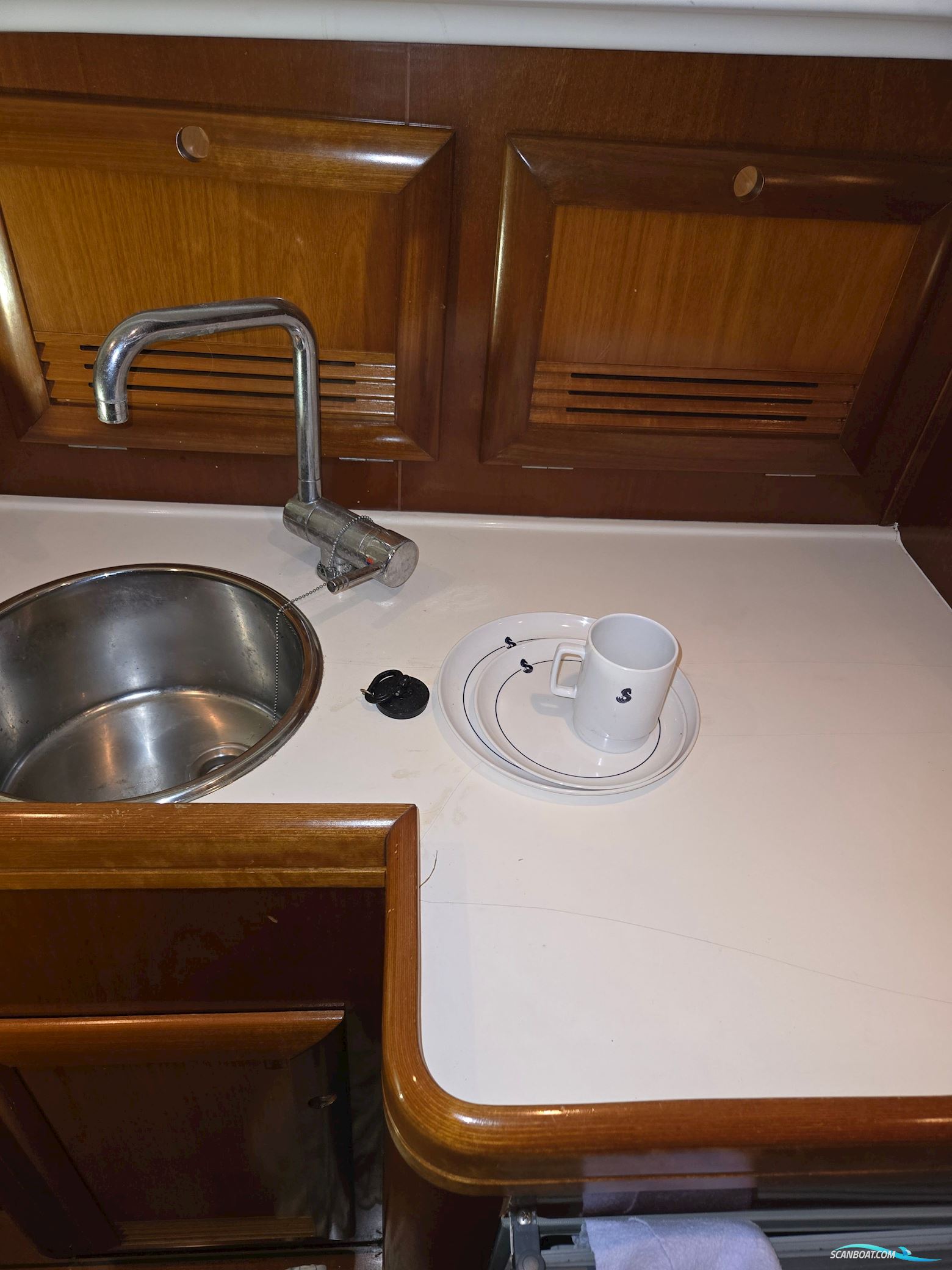 Beneteau Ombrine 690