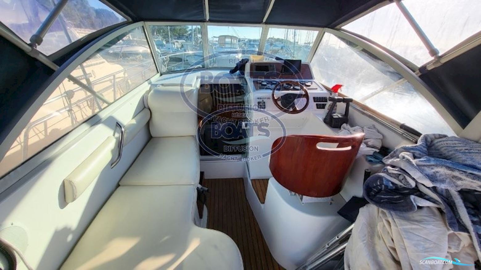 Beneteau Ombrine 900