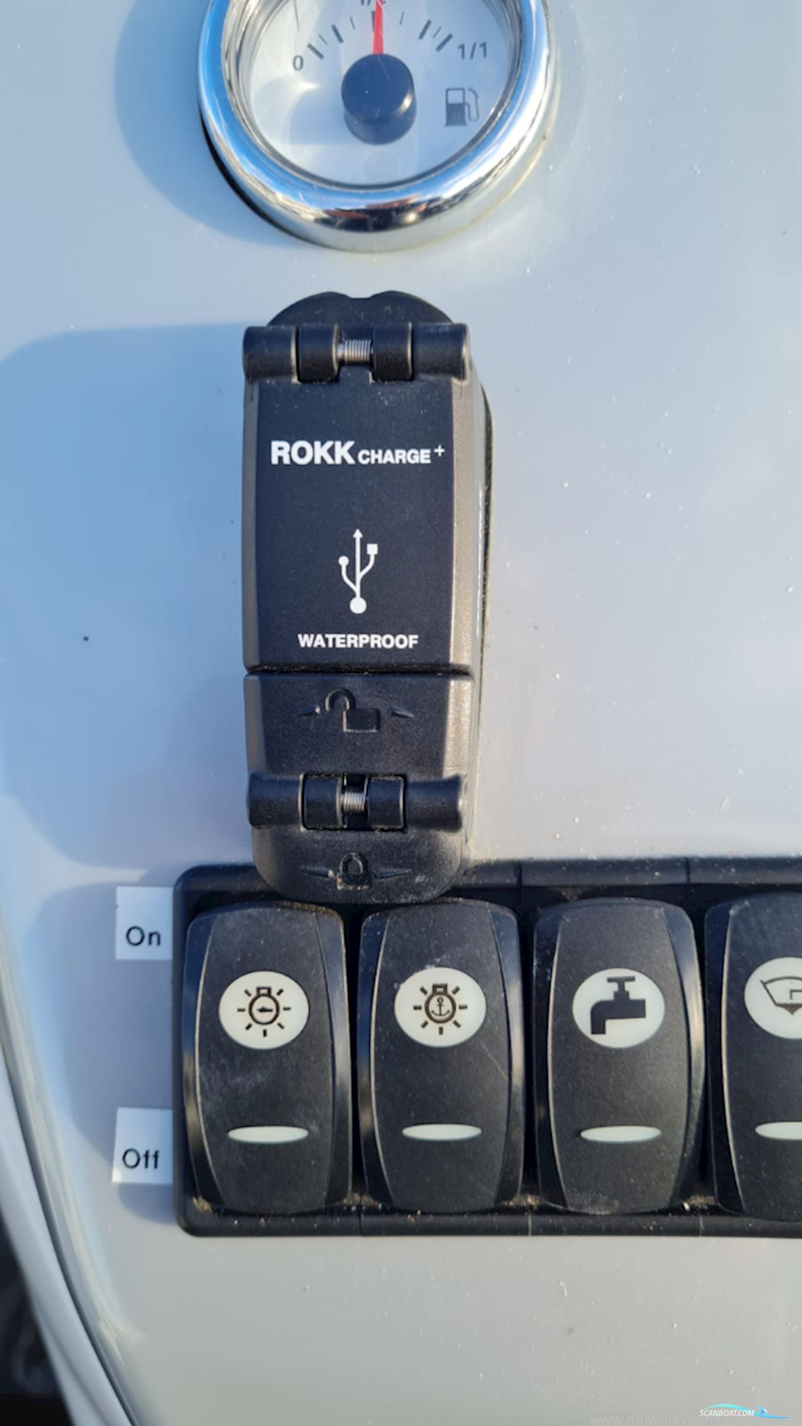 Beneteau Rubis 750 Flyer Sun Deck