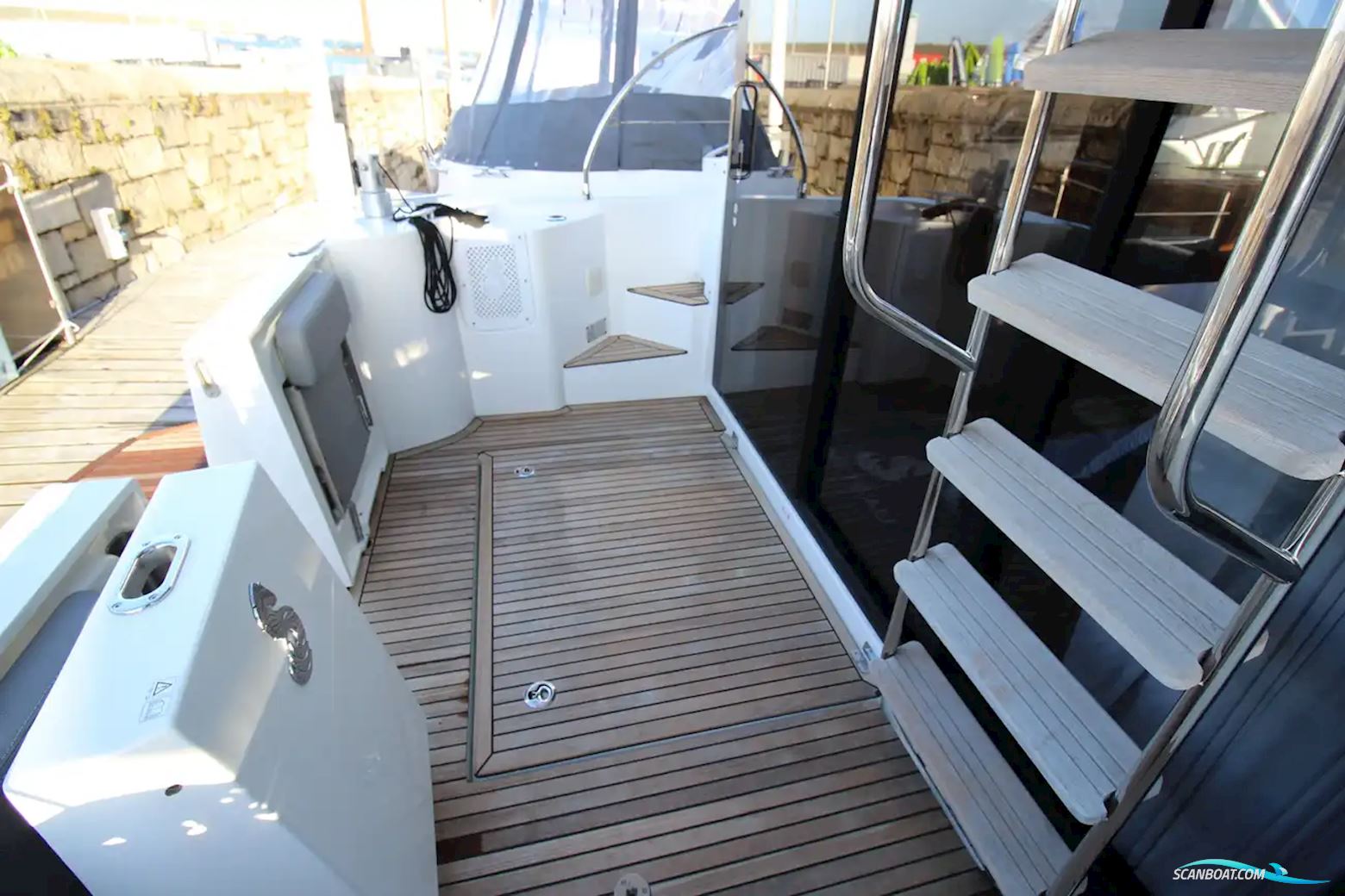 Beneteau Swift Trawler 30