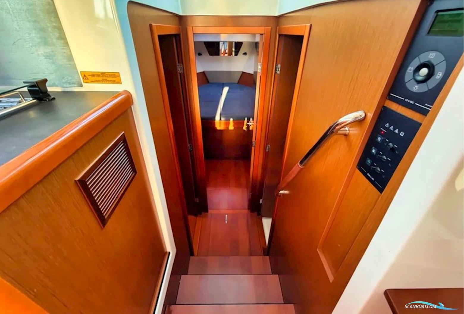 Beneteau Swift Trawler 34 Flybridge