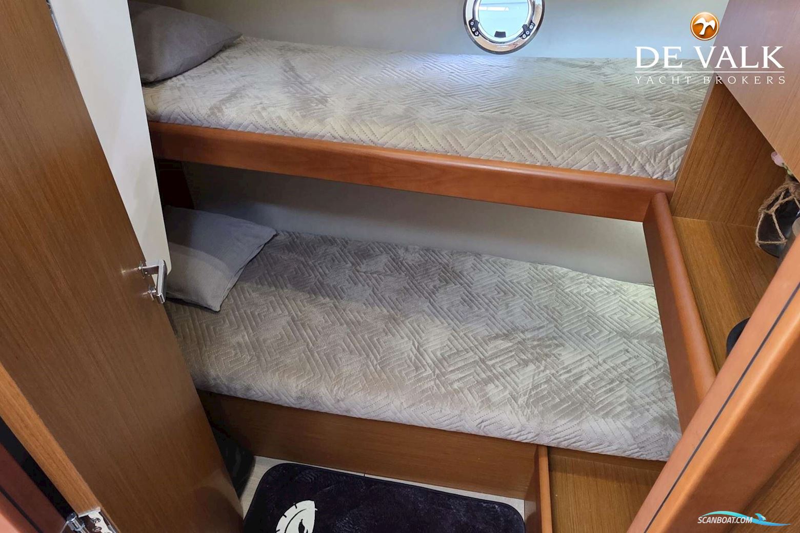 Beneteau Swift Trawler 35