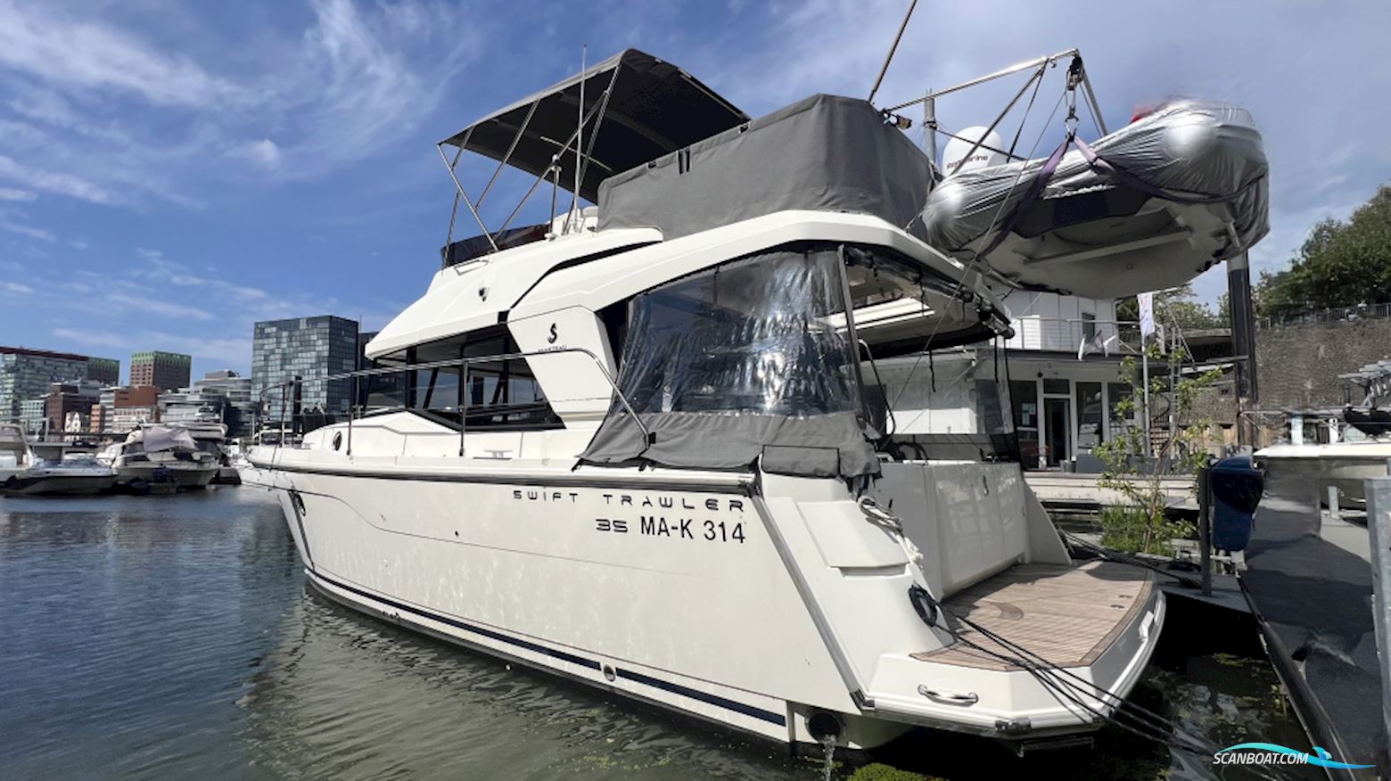 Beneteau Swift Trawler 35