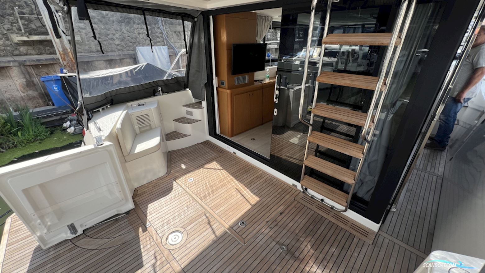 Beneteau Swift Trawler 35