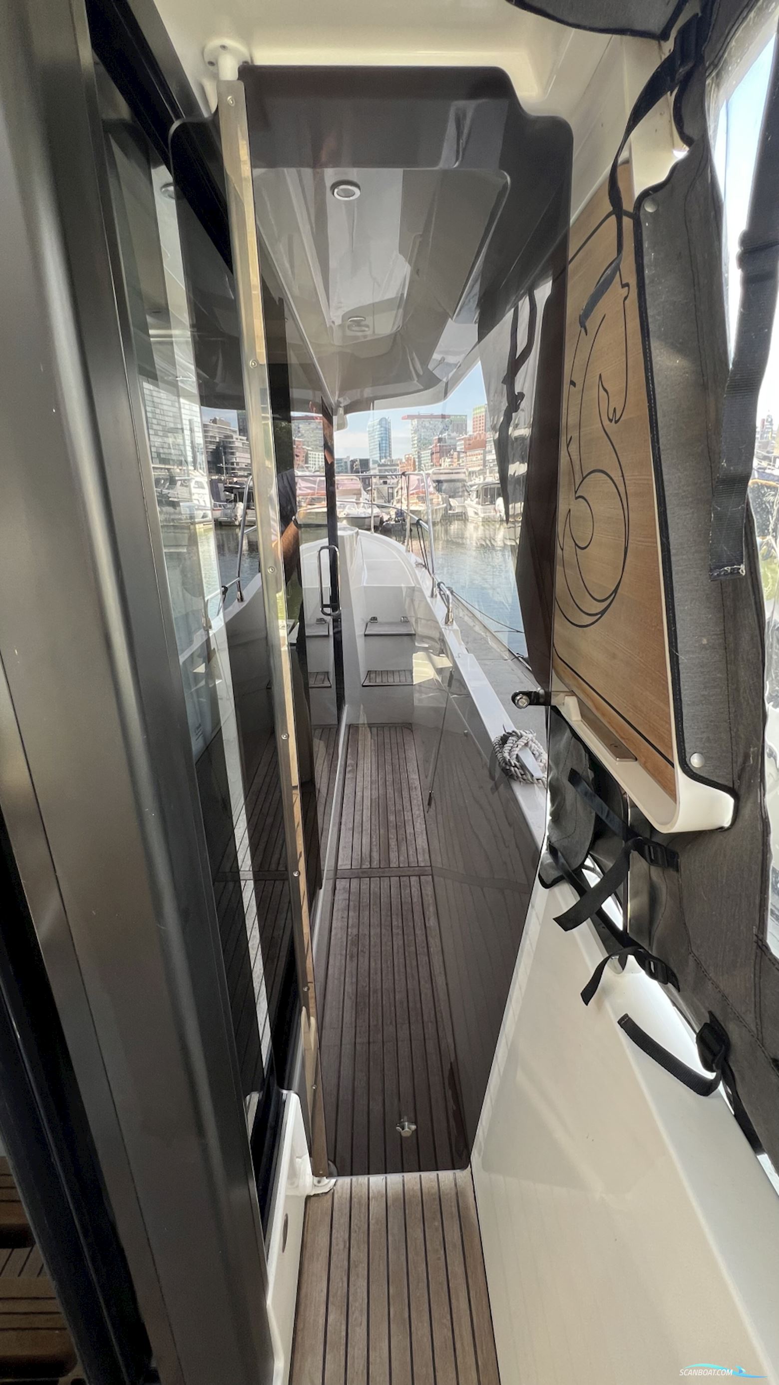 Beneteau Swift Trawler 35