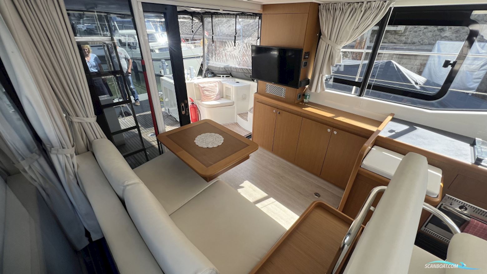 Beneteau Swift Trawler 35