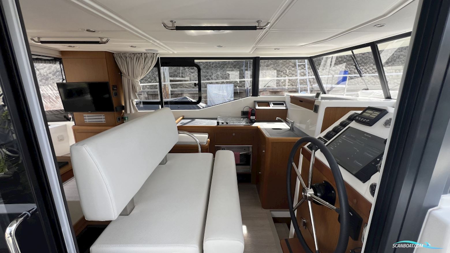 Beneteau Swift Trawler 35