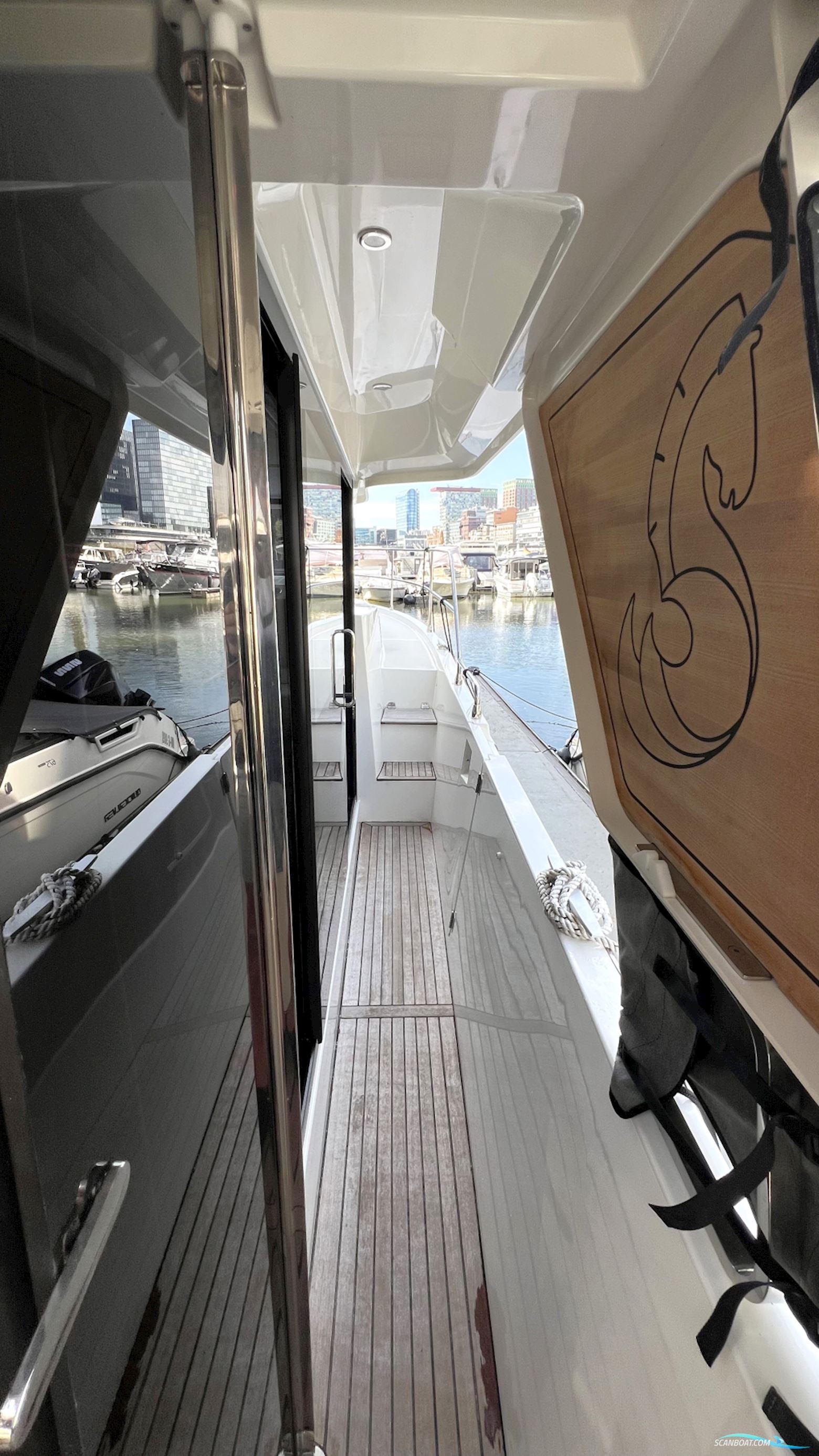 Beneteau Swift Trawler 35