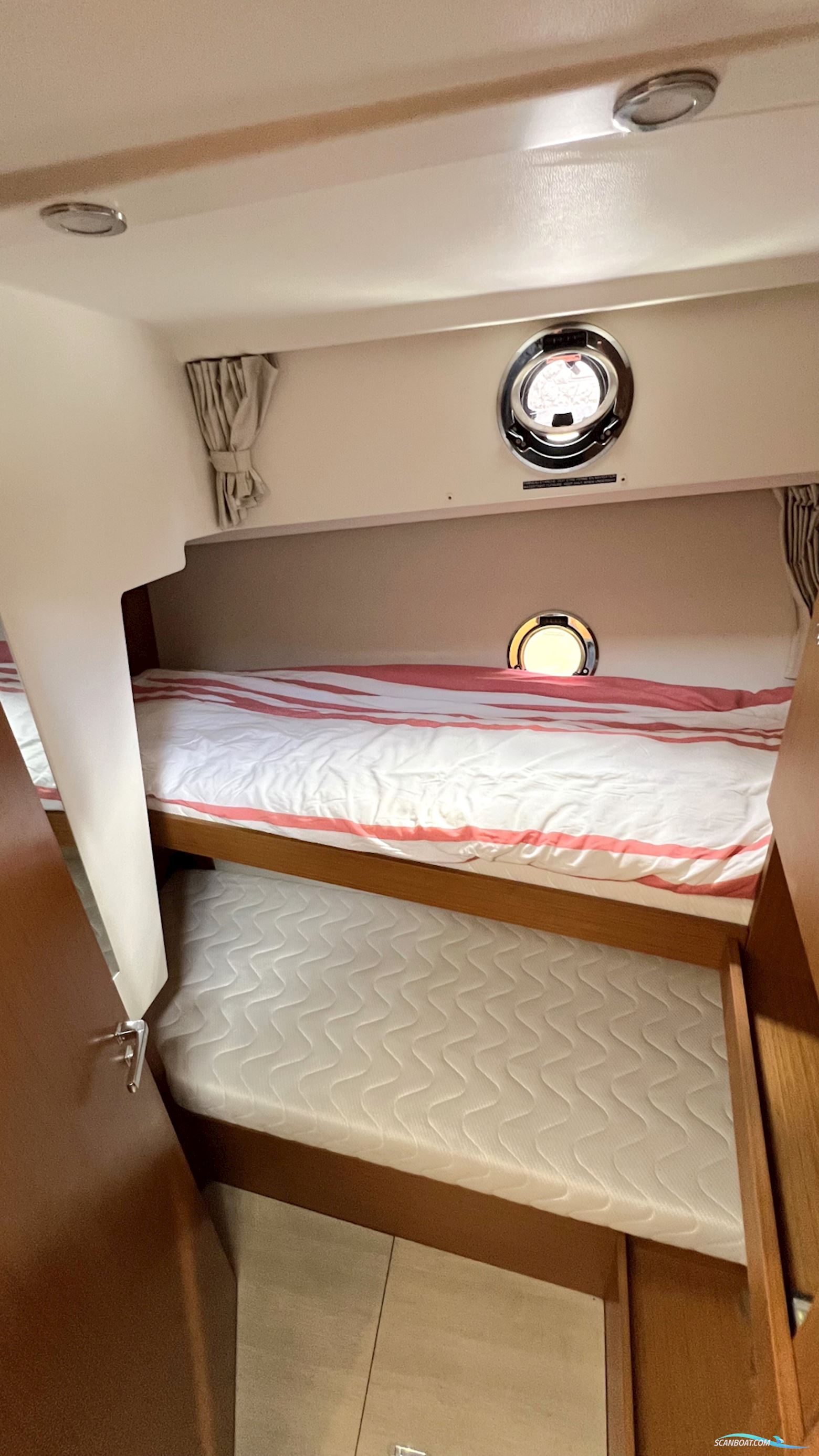 Beneteau Swift Trawler 35